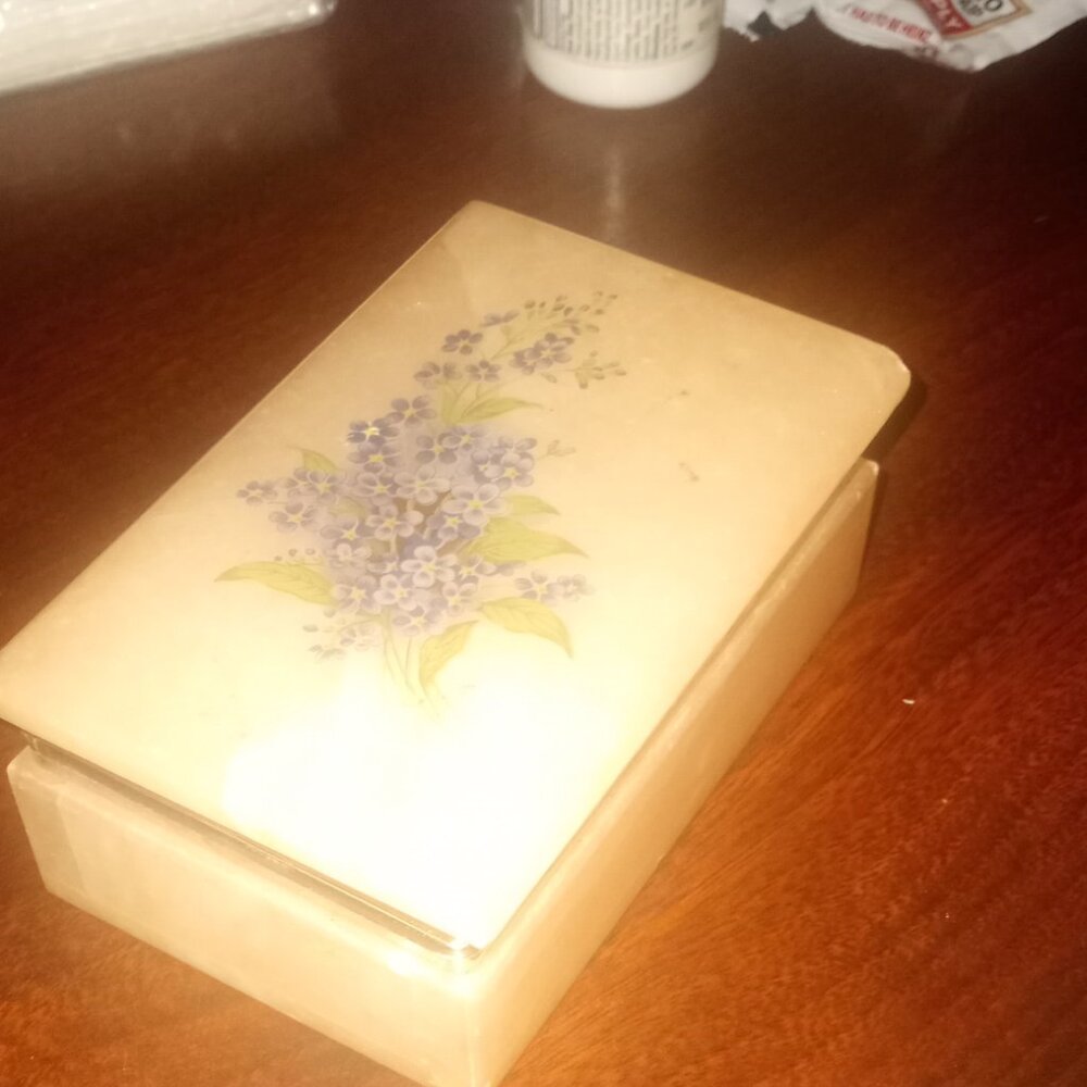 Vintage jewelry box